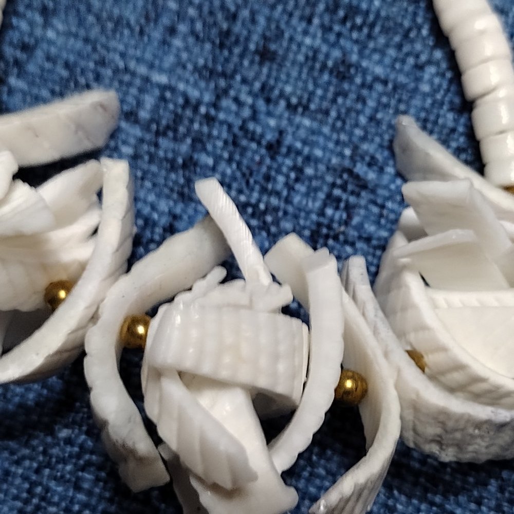 Shell Bracelet (6L) - Picture 2 of 5